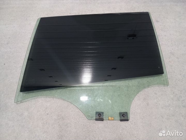 Стекло заднее левое Sandero 2 (2019г)