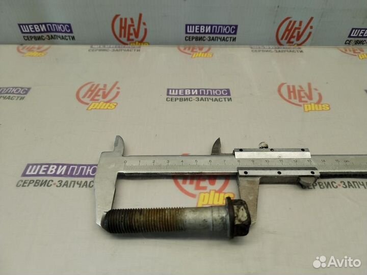 Болт крепления кулака Cadillac Escalade