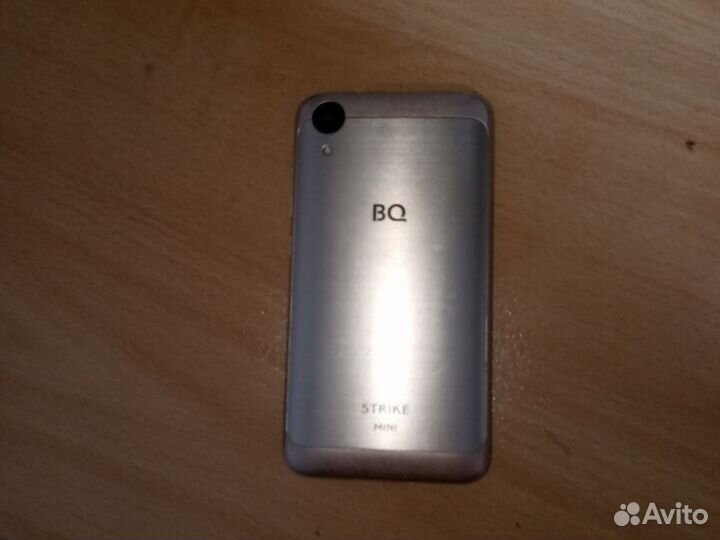 BQ 4072 Strike Mini, 8 ГБ
