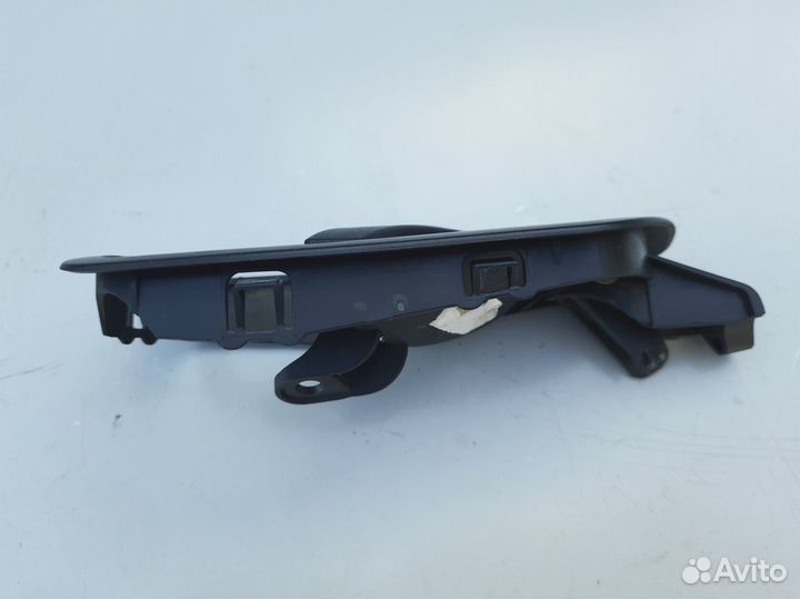 Ручка двери задней внутренняя левая Skoda Fabia