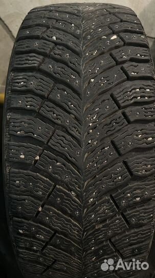 Michelin X-Ice North 4 215/55 R17 98T