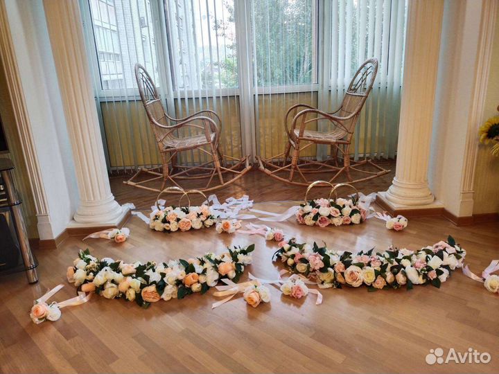 Свадебные украшения на машину