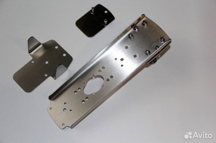 Пластина крепления датчика эхолота garmin