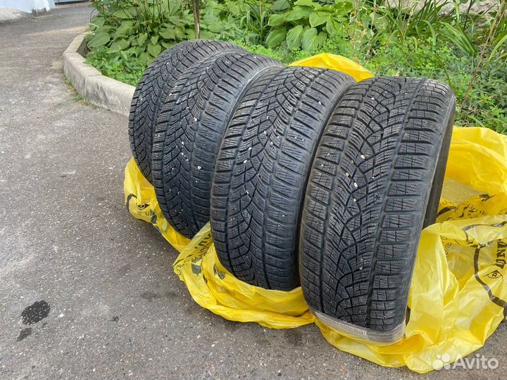 Goodyear UltraGrip Performance 195/50 R15 82H