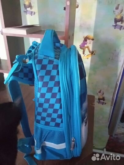 Школьный рюкзак