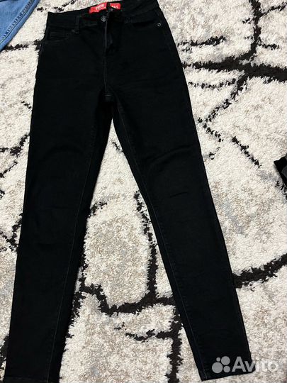Джинсы скини 42