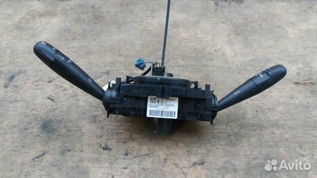 Переключатель подрулевой Peugeot 3008 I 2010-2016г