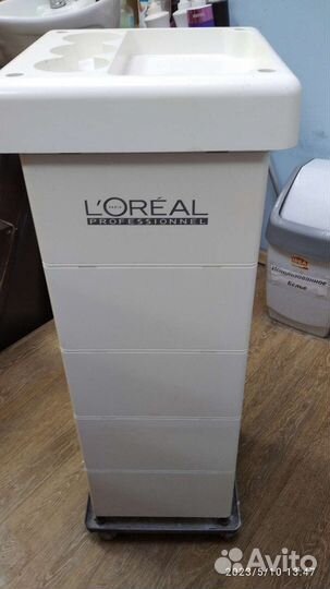 Тележка парикмахерская