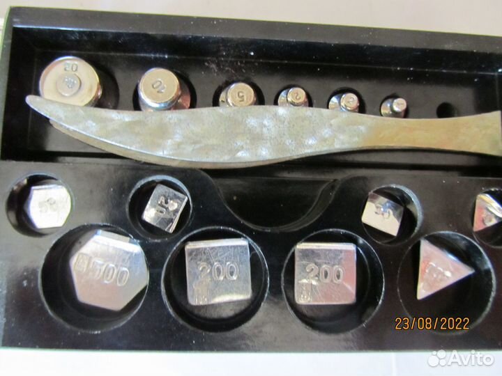 Весы аптекарские с гирьками