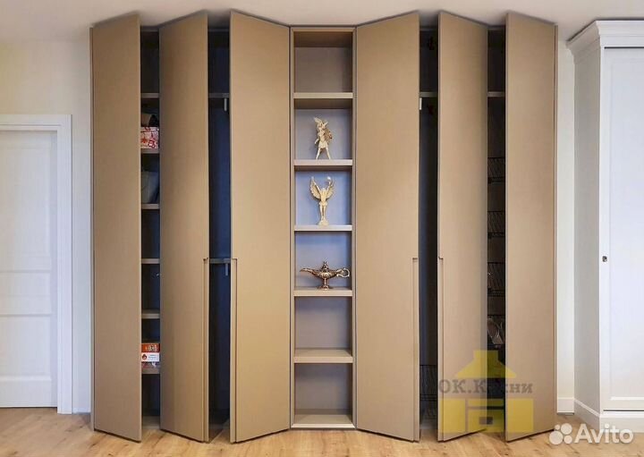 Шкаф двухстворчатый