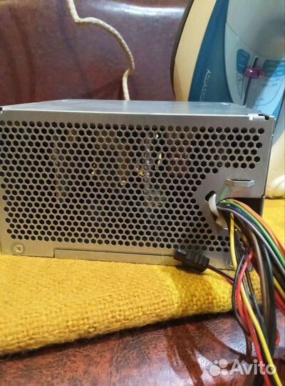 Блок питания HP D14-180P1A 180W