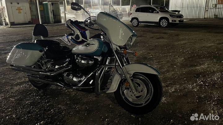 Suzuki Boulevard C90