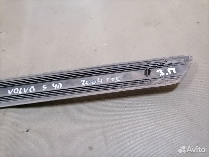 Молдинг двери задней правой Volvo S40 1999-2004