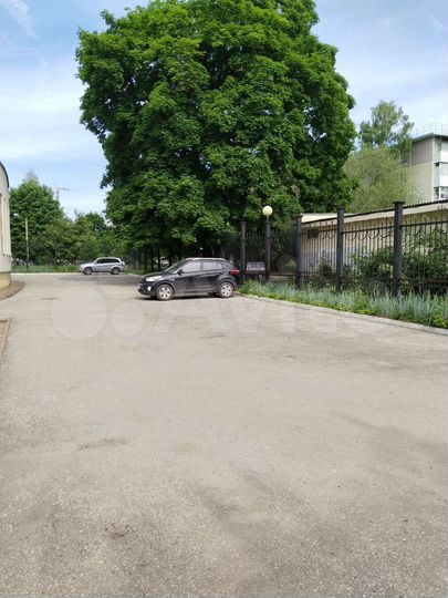 Машиноместо, 30 м²