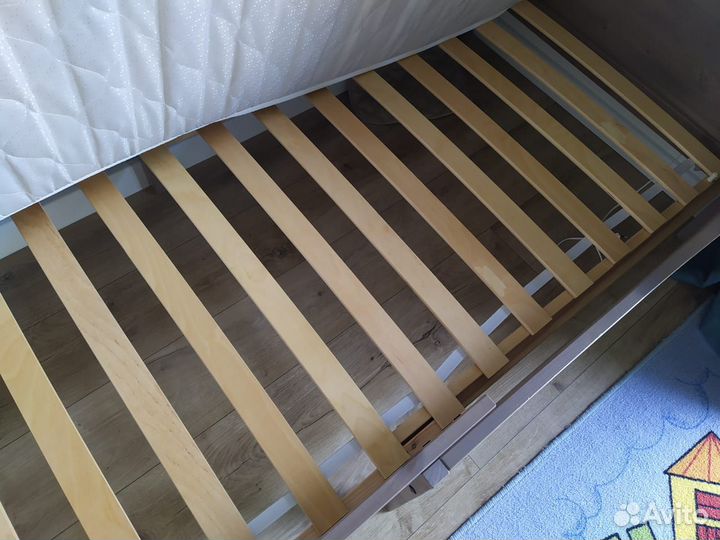 Раздвижная кровать IKEA Сундвик