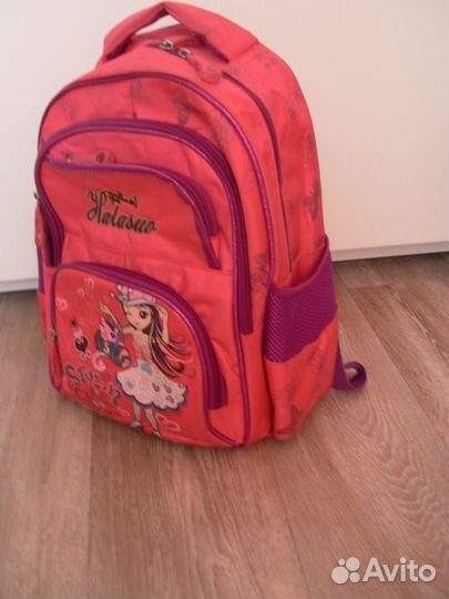 Продам рюкзак для девочки