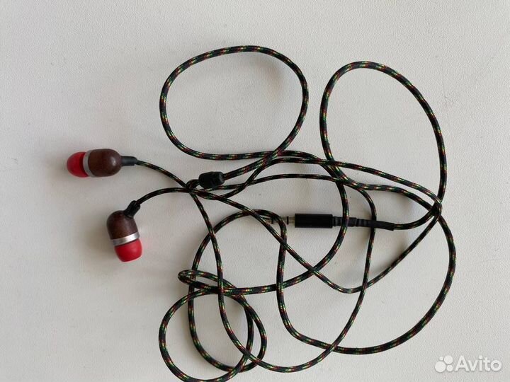 Нушники проводные the house of marley