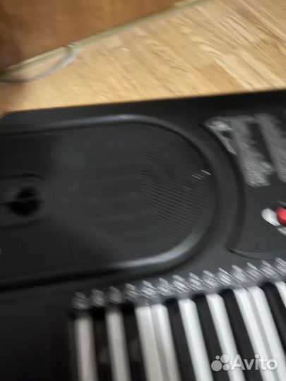 Синтезатор Tesler 6130