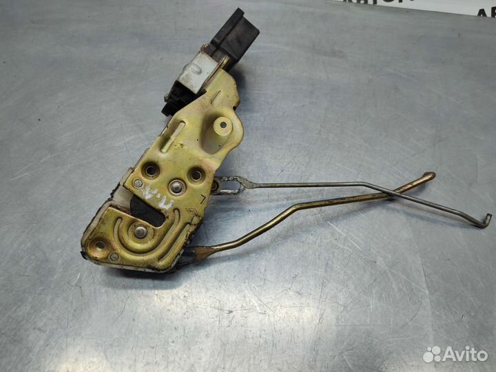 Замок двери Mitsubishi Libero CD5W 1998 г.в