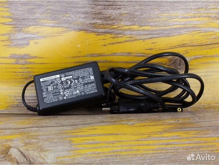 Sony зарядная станция DualSense на два геймпада дл