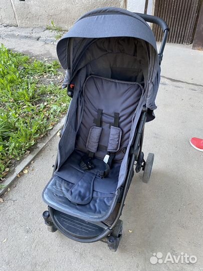 Прогулочная коляска rich family