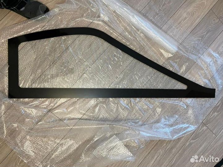 Стекло дверное левое большое Bomag