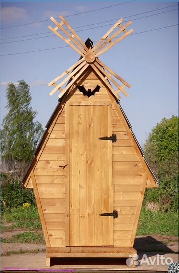 Дачный туалет деревянный