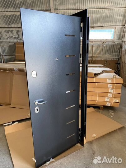 Дверь входная 9см «Феррони Велюр»