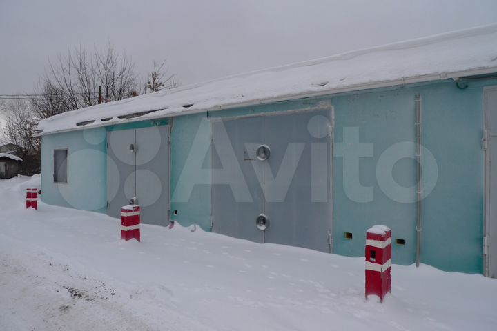 Гараж, > 30 м²