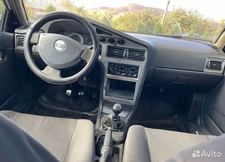 Daewoo Nexia 1.6 МТ, 2012, 350 000 км