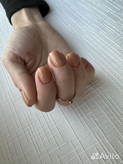 Модель на маникюр с покрытием