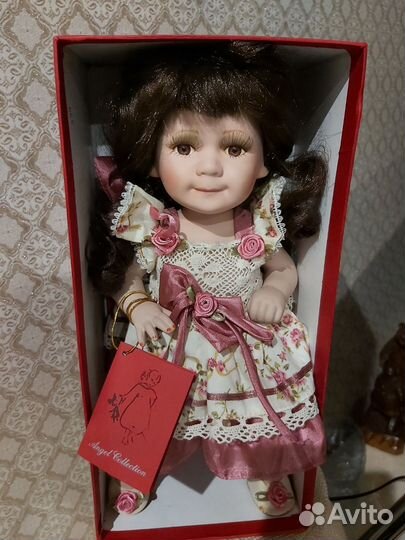 Кукла фарфоровая Танюша