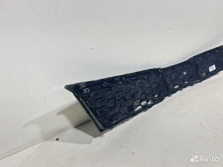 Решетка радиатора передняя Kia Rio X-Line 4 2020