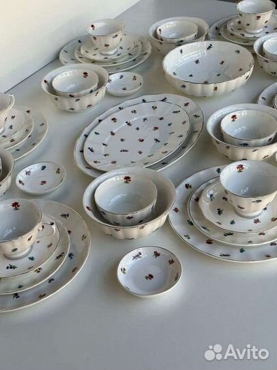 Набор столовой посуды