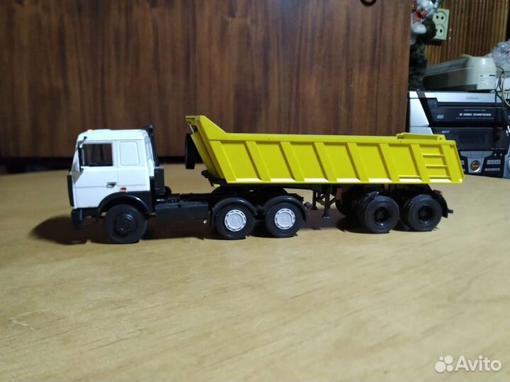 Модель маз 1:43
