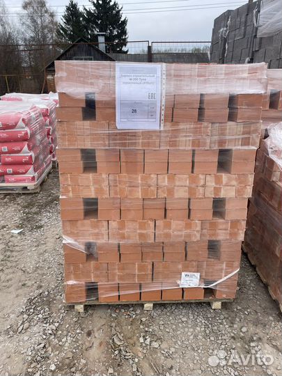 Кирпич красный