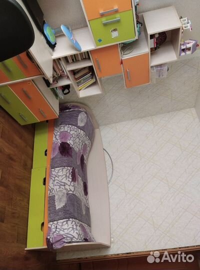 Детский уголок с кроватью