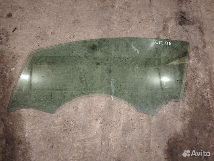 Переднее левое стекло Opel Astra J GTC