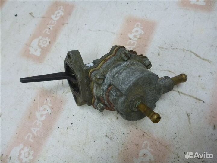 Насос топливный Volkswagen Passat B3 1988