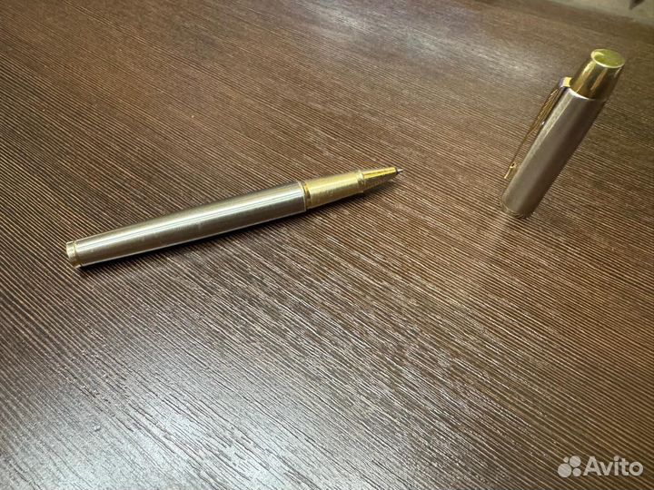 Шариковая ручка Parker