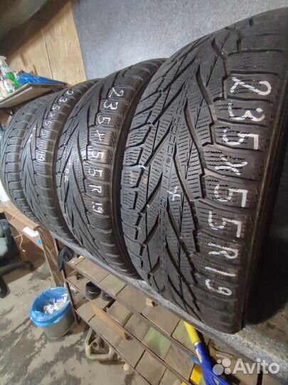 Nokian Tyres Hakkapeliitta R2 SUV 235/55 R19