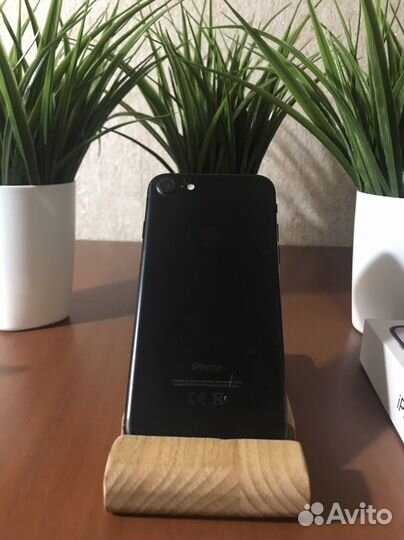 iPhone 7, 32 ГБ