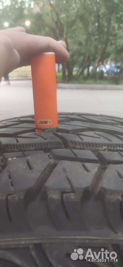 Kumho Road Venture AT61 235/75 R15 97S