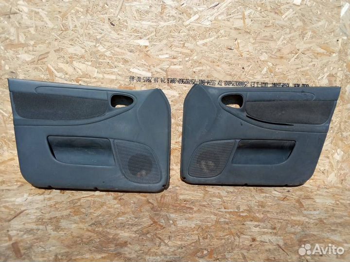 Дверные карты передние пара Chevrolet Lanos