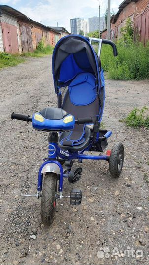 Трехколесный велосипед