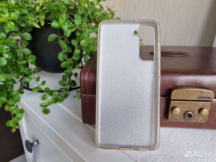 Силиконовый бампер на Samsung S21