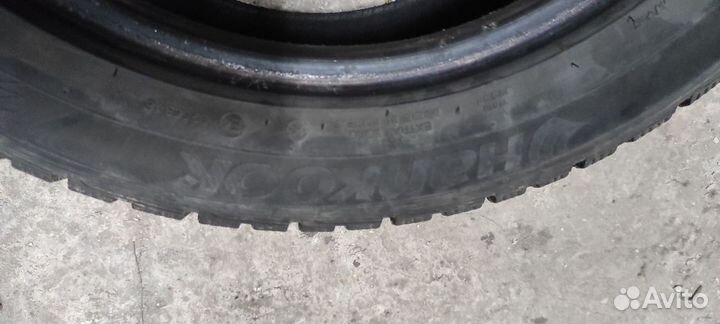 Hankook Winter I'Pike 225/50 R17