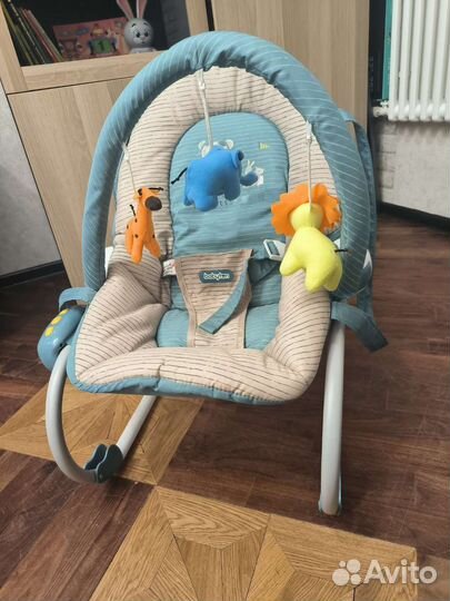 Шезлонг детский с вибрацией