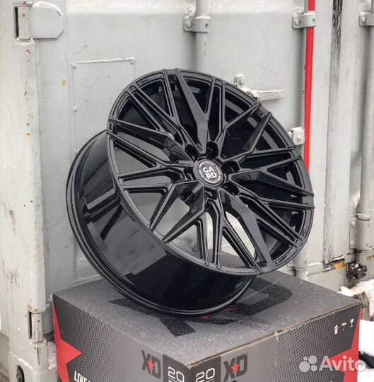 Кованые диски на Toyota LC300 Lexus LX600 R22