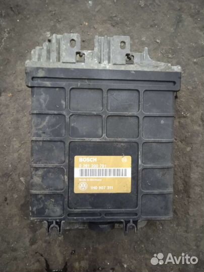 Эбу мозги Volkswagen Golf 3,Passat 1.8 моно